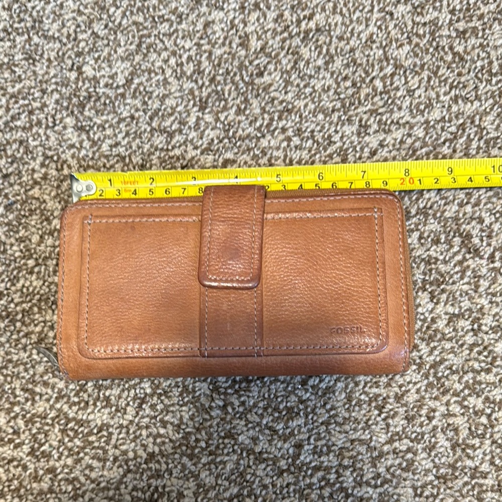 Fossil Brown Leather Wallet - Picture 5 of 6
